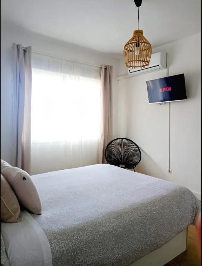 Cathedral View - Triana Apartment  Seville