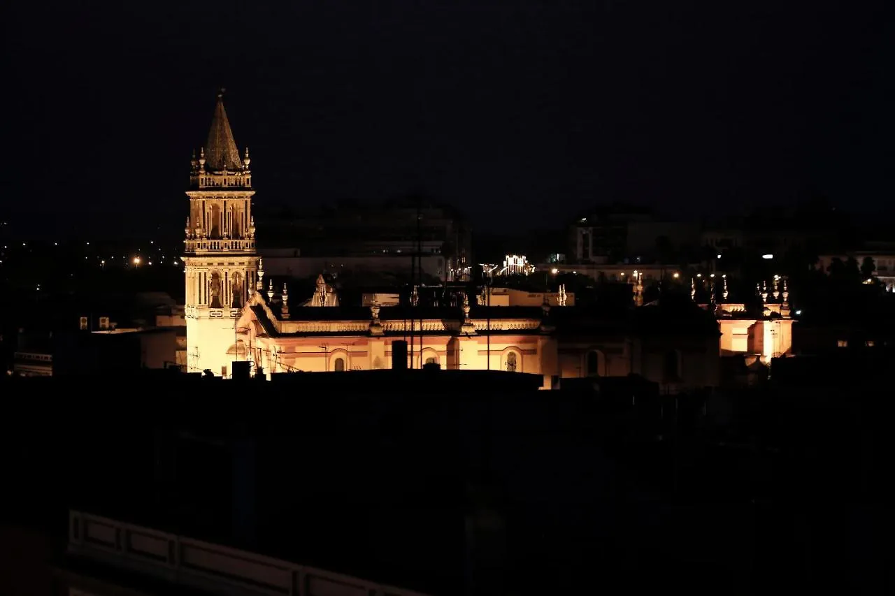 Cathedral View - Triana Apartment  Seville